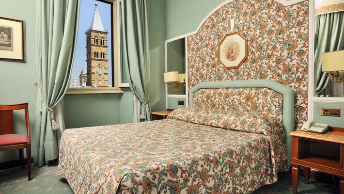 Deluxe-doppelzimmer Mecenate Palace Hotel Rom Deluxe-doppelzimmer Mecenate Palace Hotel Rom