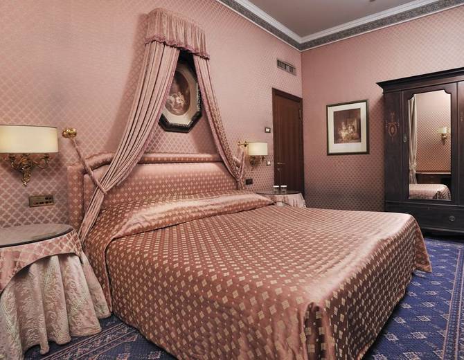 SUITEN Mecenate Palace Hotel Rom
