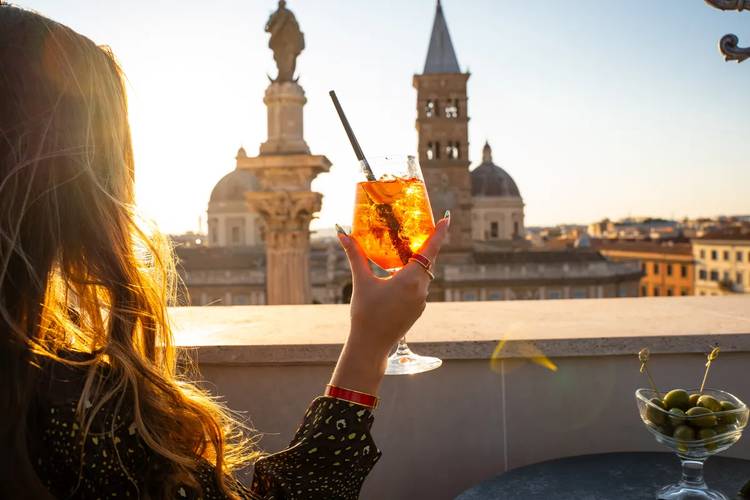 Rooftop in rom: der zauber, die ewige stadt von oben zu bewundern Mecenate Palace Hotel Rom