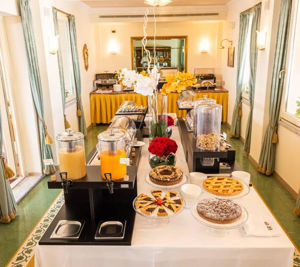 Frühstück Mecenate Palace Hotel Rom