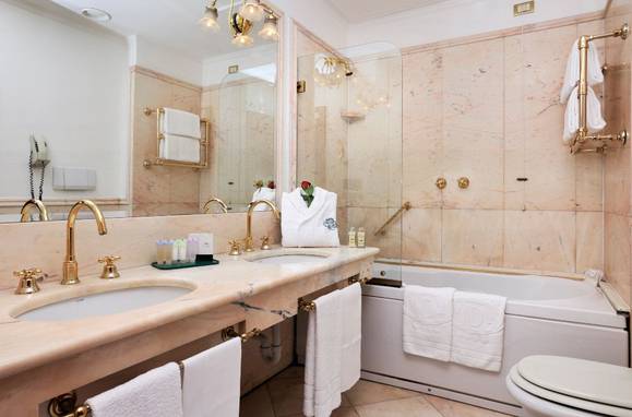 Romantische suite Mecenate Palace Hotel Romantische suite Mecenate Palace Hotel