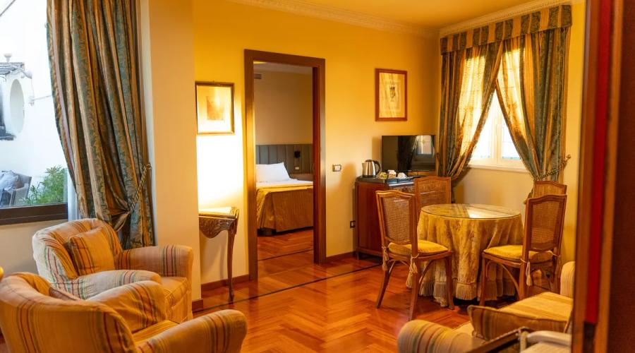 Übernachten in Rom: der perfekte Reiseführer für einen Aufenthalt im Herzen der Ewigen Stadt Mecenate Palace Hotel Übernachten in Rom: der perfekte Reiseführer für einen Aufenthalt im Herzen der Ewigen Stadt Mecenate Palace Hotel