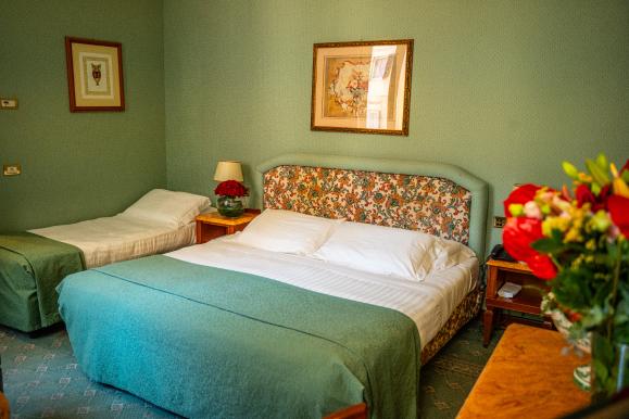 Dreibettzimmer Mecenate Palace Hotel Rom Dreibettzimmer Mecenate Palace Hotel Rom